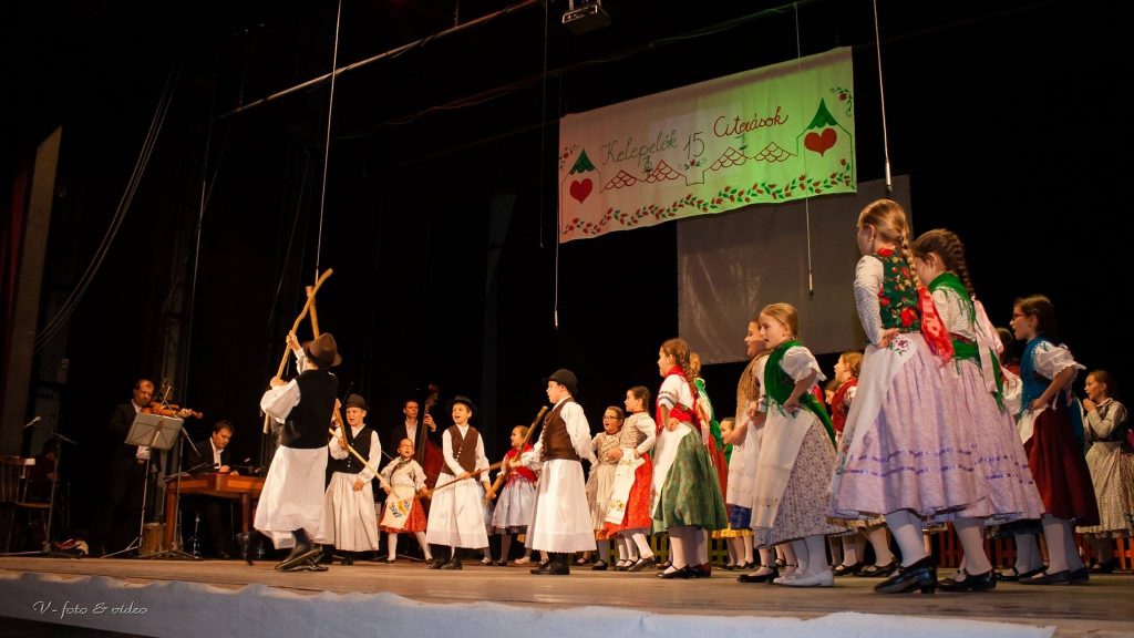 Kelepelők Gyermek Néptánccsoport
